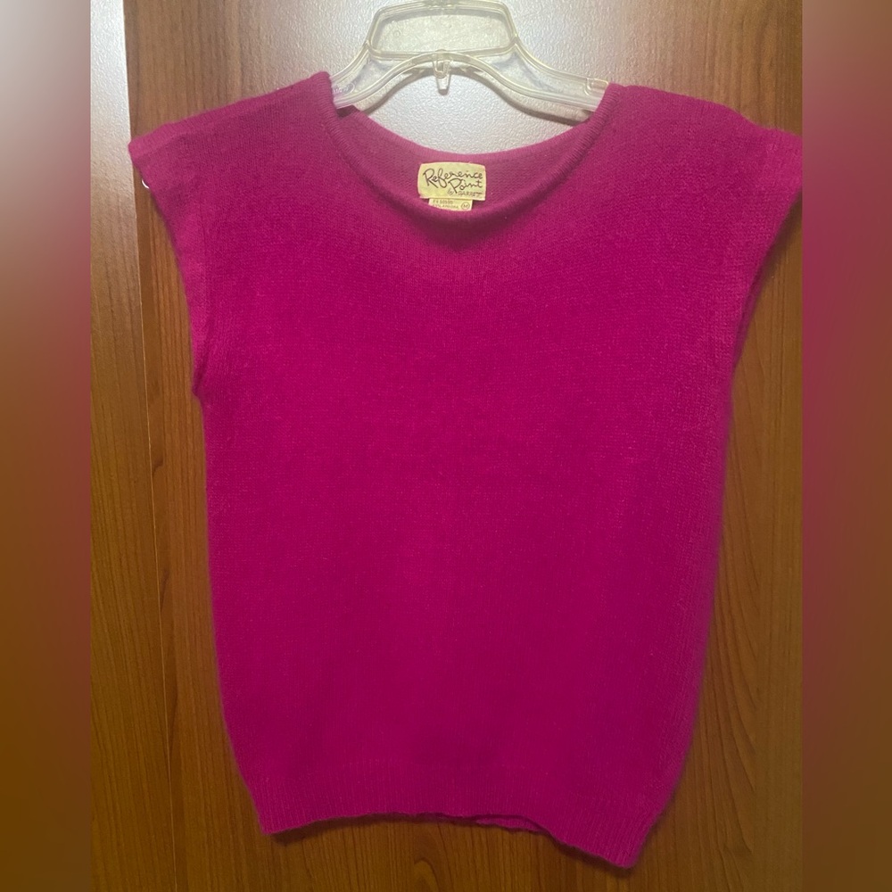 Reference Point by Garret Vintage hot pink sleeveless knit top Made in Italy